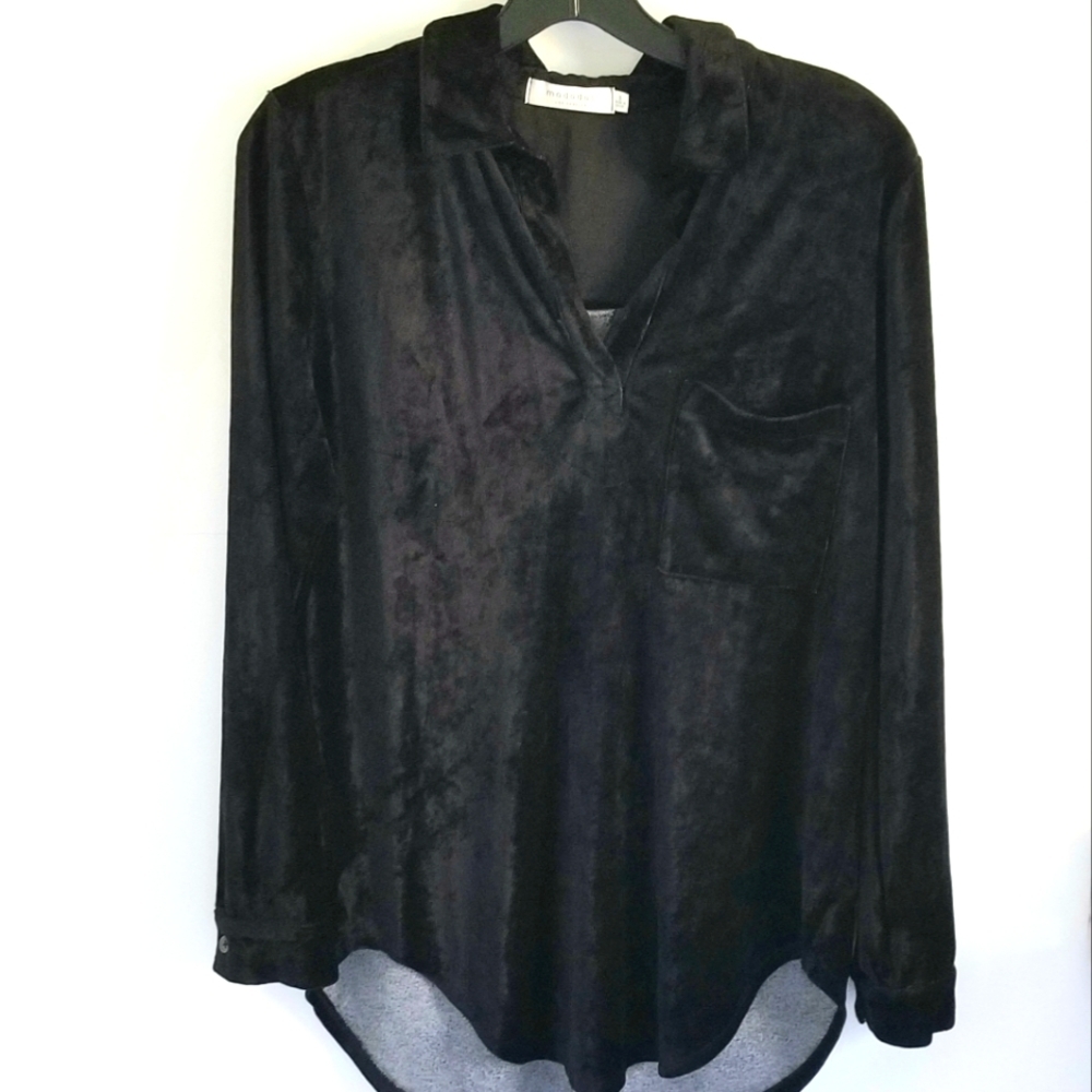 Velvet pullover black shirt